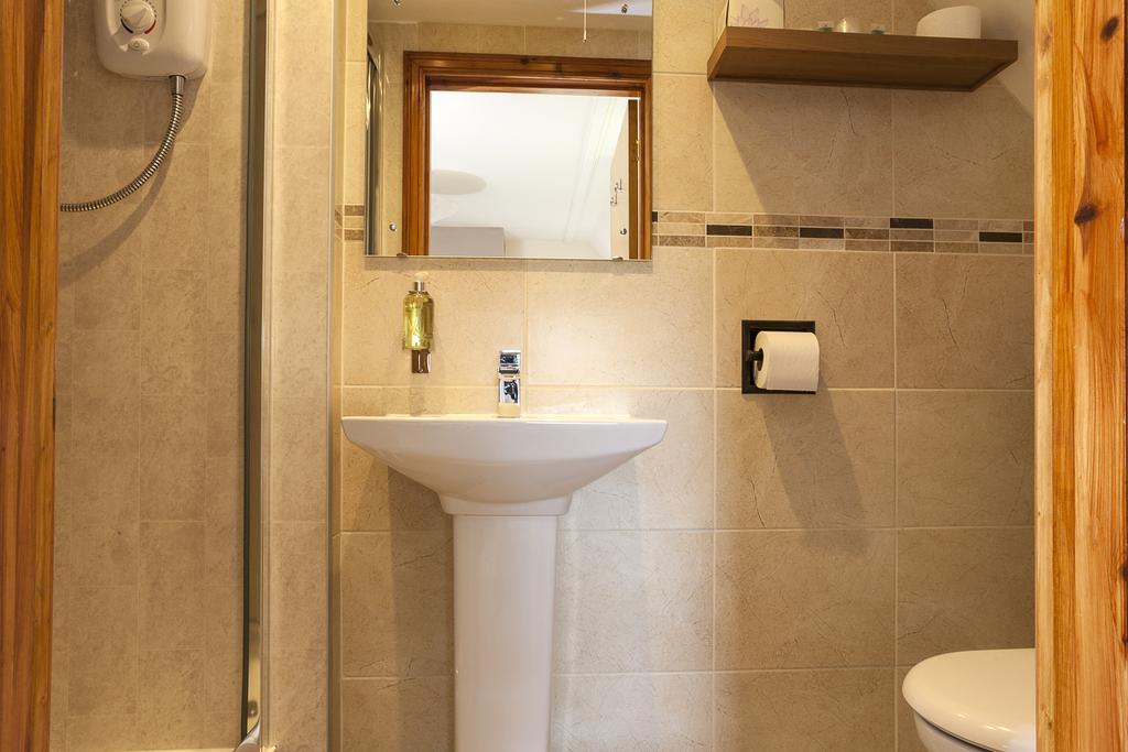 Double Room with Shower